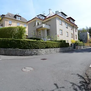 Apartament Privat Tri Krize 