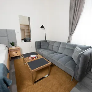 Гостевой дом Moveinn, Прага