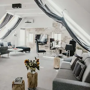 Apartament Coco Chanel Boutique By Goodnite Cz 