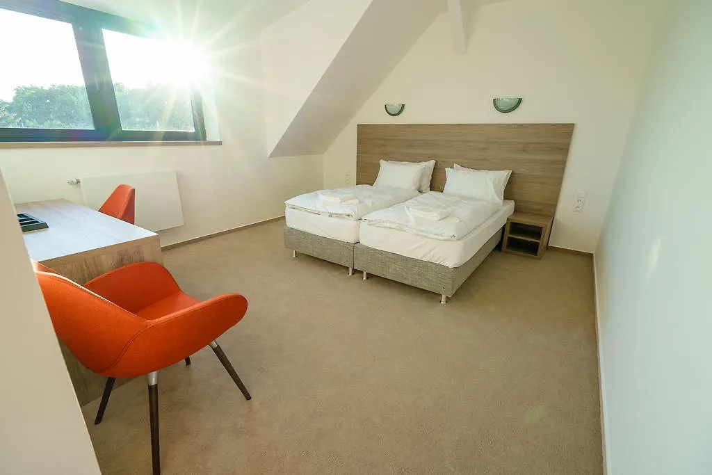 Penzion Korab Prag 2*,